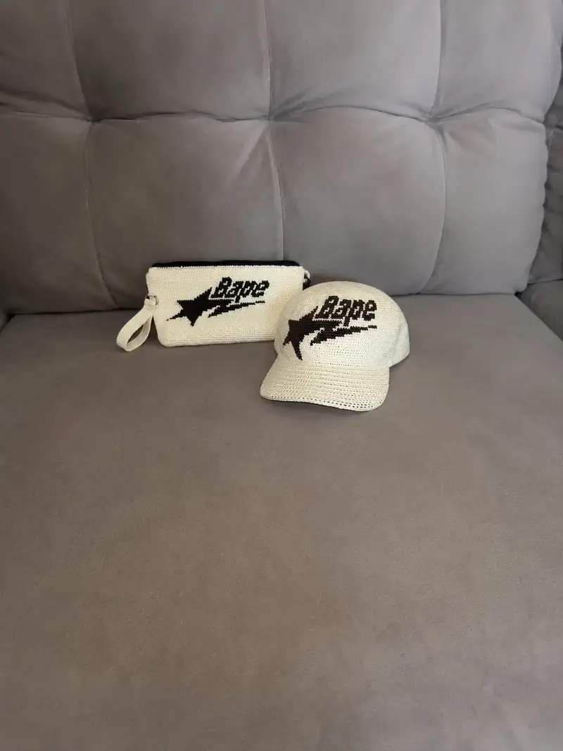 Conjunto de crochê Bape: boné e bolsa